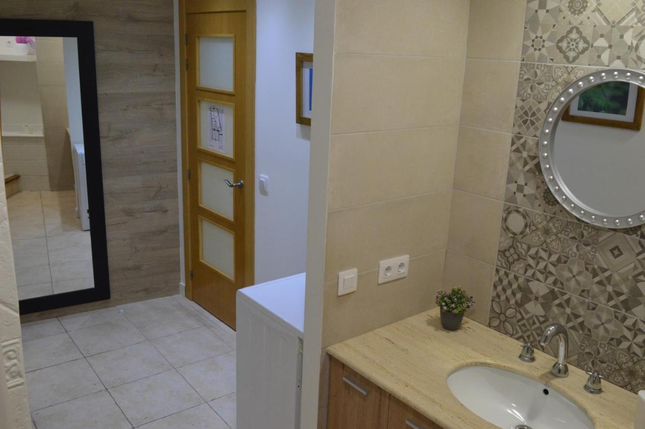 Casa Del Carmen I - Parking Incluido Lägenhet Tudela Exteriör bild