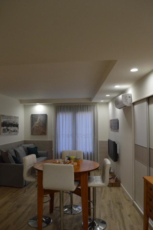Casa Del Carmen I - Parking Incluido Lägenhet Tudela Exteriör bild