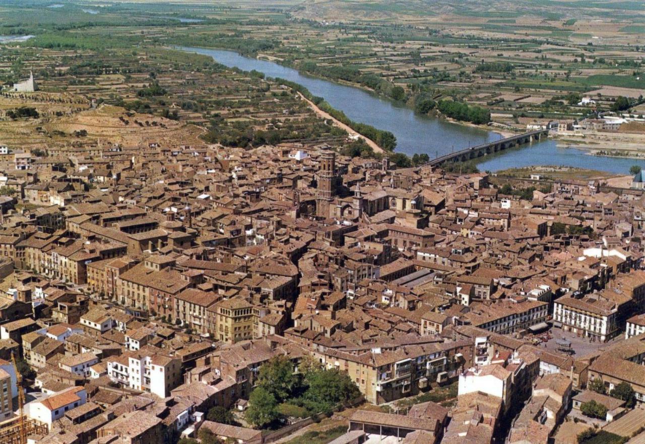 Casa Del Carmen I - Parking Incluido Lägenhet Tudela Exteriör bild